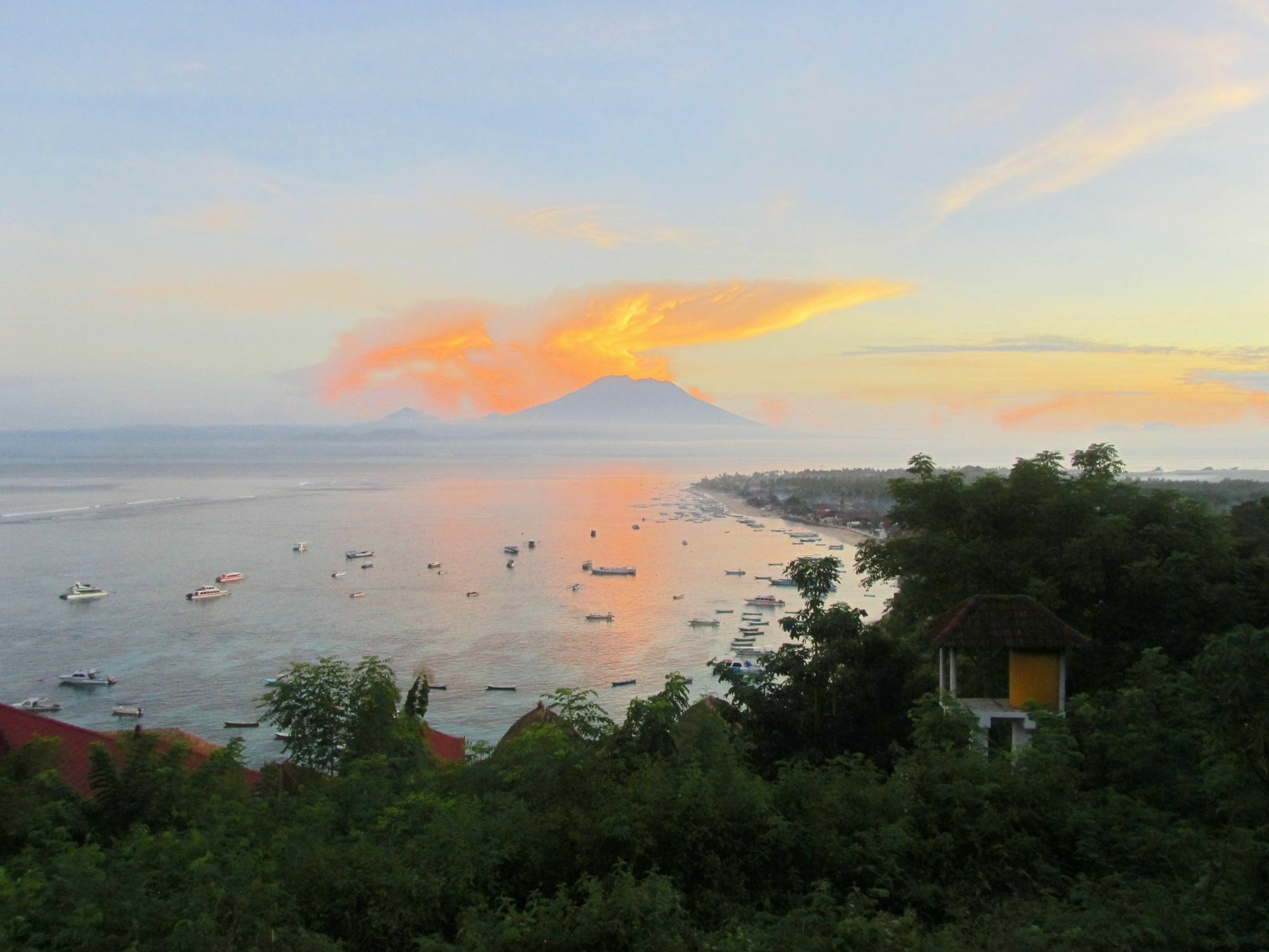 Lembongan Harmony Villas Exterior photo
